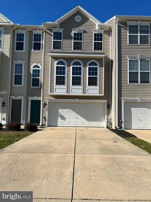 206 Brook Meadow Dr, MECHANICSBURG, PA, 17050-3139 | Card Image