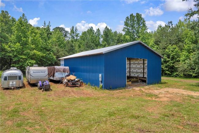 6160 Campbellton Redwine Rd, House other with 2 bedrooms, 1 bathrooms and null parking in Chattahoochee Hills GA | Image 9