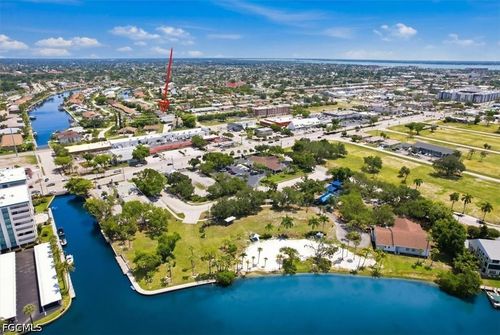 c-4704 Se 6th Ave, Cape Coral, FL, 33904-5552 | Card Image