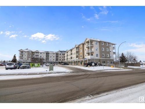 210- 33 St, Stony Plain, AB, T7Z0A8 | Card Image