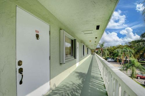 apt-310-3100 Springdale Blvd, Palm Springs, FL, 33461-6301 | Card Image
