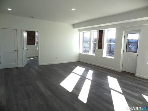 308-2806 Fairfield Avenue, Bridgeport, CT, 06605 | Card Image