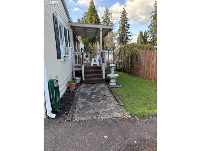 Yard-Side | Image 7