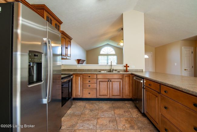 234 Cave Heights Ln, House other with 3 bedrooms, 2 bathrooms and null parking in Falls Of Rough KY | Image 12