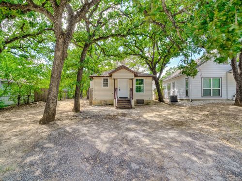 423 Jannie St, Denton, TX, 76209-4515 | Card Image