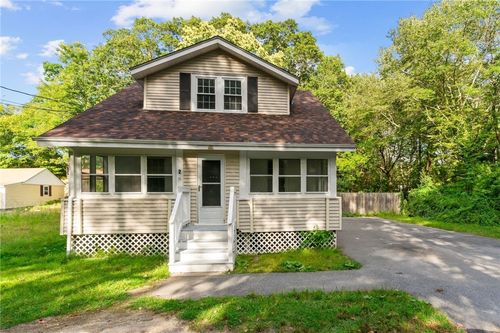 2 Arcade St, Johnston, RI, 02919-1484 | Card Image