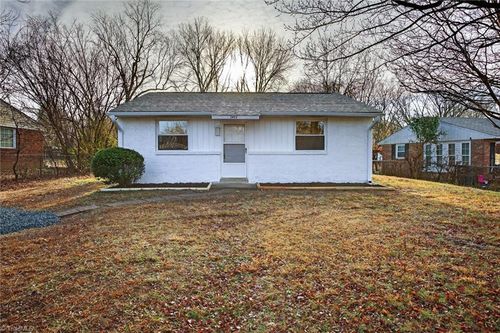 2403 Madre Pl, Greensboro, NC, 27406-4721 | Card Image