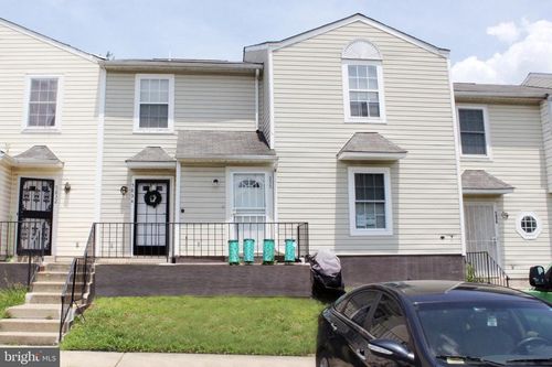 2-5834 N Holly Springs Dr, Capitol Heights, MD, 20743-4340 | Card Image