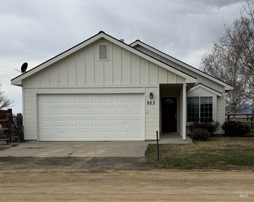 923 S 5th W, Fairfield, ID, 83327-5543 | Card Image