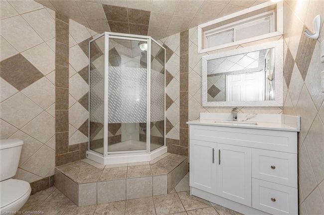 830 Brandenburg Blvd, House other with 4 bedrooms, 4 bathrooms and 4 parking in Waterloo ON | Image 48