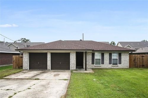 70 Saint Anthony St, Luling, LA, 70070-5130 | Card Image