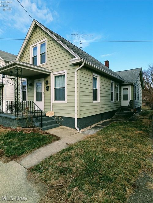 621 Reese St, Sandusky, OH, 44870-3732 | Card Image