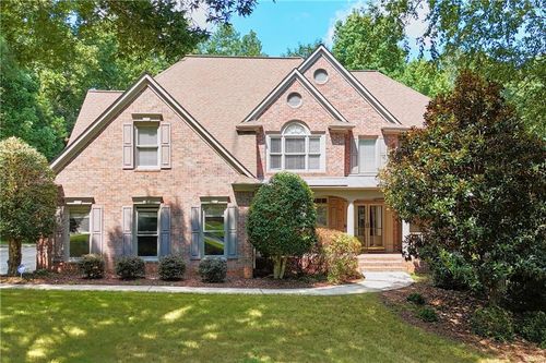 195 Woodcliff Ct, Suwanee, GA, 30024-5454 | Card Image