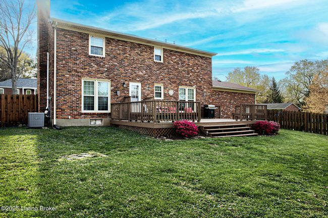3904 Bayonne Ct, House other with 4 bedrooms, 3 bathrooms and null parking in Jeffersontown KY | Image 5