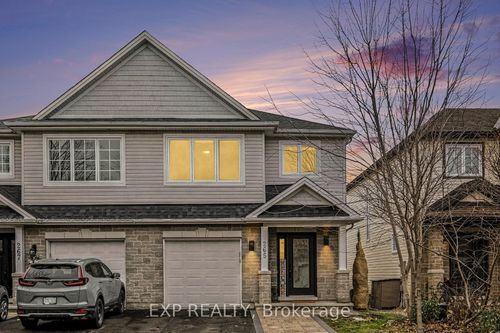 265 Tewsley Dr, Gloucester, ON, K1V0Y6 | Card Image