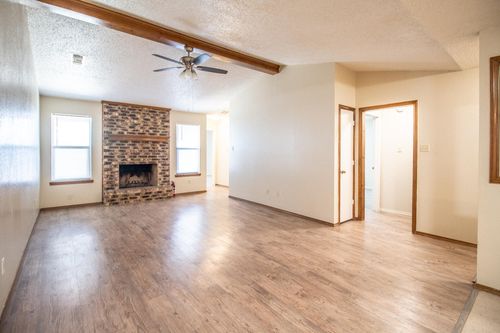 a-15 Wagnon Dr, Wolfforth, TX, 79382-2216 | Card Image