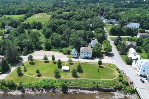17 4 Rod Road, Warren, ME, 04864 | Card Image