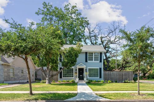 4002 Tennyson St, West University Place, TX, 77005-2748 | Card Image