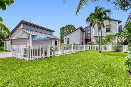 3918 Edgar Ave, Boynton Beach, FL, 33436-2728 | Card Image