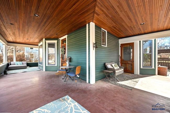 1021 Quincy St, House other with 6 bedrooms, 5 bathrooms and null parking in Rapid City SD | Image 34