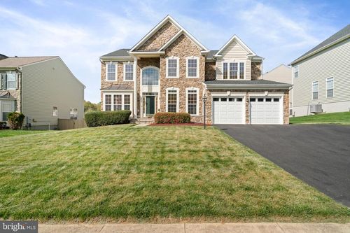 5072 Two Chimneys Ct, WOODBRIDGE, VA, 22193-3264 | Card Image