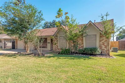 2715 Peach Lane, House other with 3 bedrooms, 2 bathrooms and null parking in Pasadena TX | Image 2