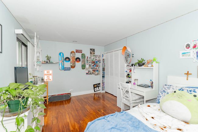APT-210 - 3801 Appian Way, Home with 3 bedrooms, 2 bathrooms and null parking in Glenview IL | Image 15