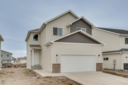 2523 36th Ave S, Moorhead, MN, 56560-3265 | Card Image