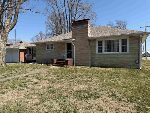 325 Church St, Bridgeport, IL, 62417-1912 | Card Image