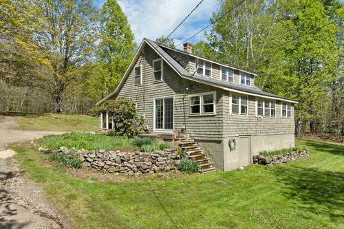 546 White Oaks Rd, Laconia, NH, 03246-1938 | Card Image