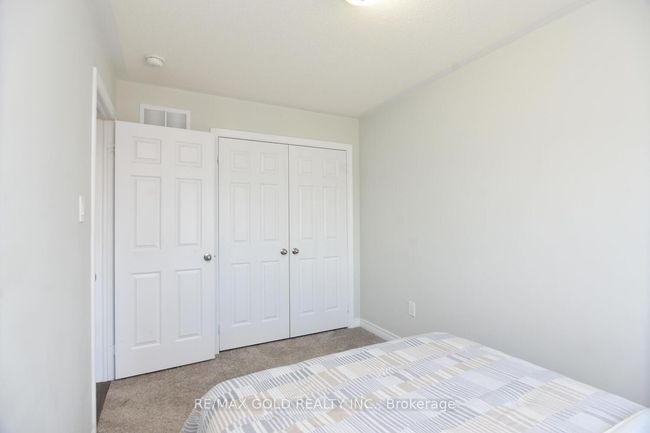 22 Cloudburst Rd, House attached with 3 bedrooms, 3 bathrooms and 2 parking in Brampton ON | Image 17