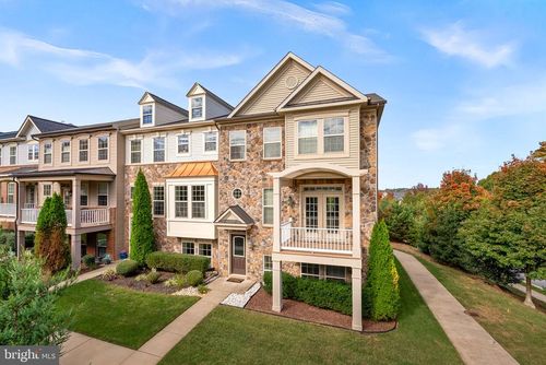 46685 Joubert Ter, STERLING, VA, 20165-4334 | Card Image