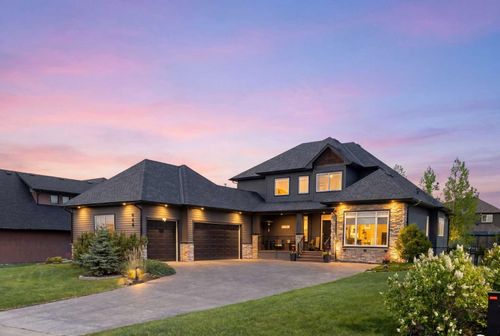 444 Montclair Pl, Cochrane, AB, T4C0A8 | Card Image