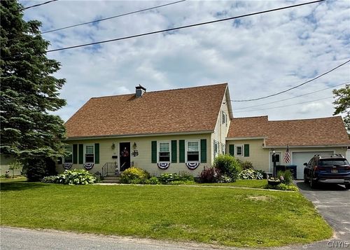 50 Birchwood Dr, Gouverneur, NY, 13642-1202 | Card Image