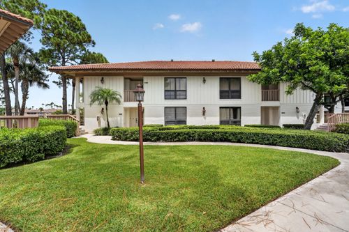 302 Brackenwood Cir, Palm Beach Gardens, FL, 33418-9029 | Card Image
