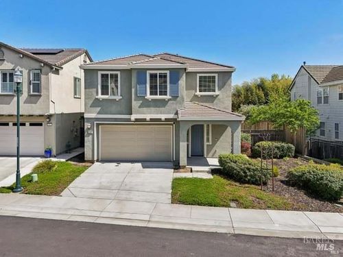 668 Jade Way, Fairfield, CA, 94534-4153 | Card Image