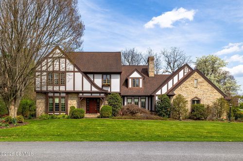 4 N Meadow Ct, Lewisburg, PA, 17837-8130 | Card Image