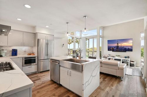 7-3030 Jarvis St, San Diego, CA, 92106 | Card Image