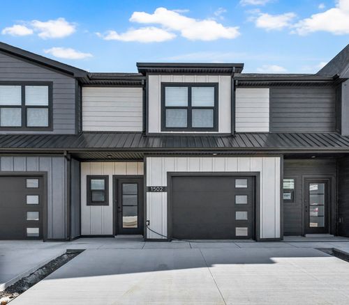 1502 Jonathan Wade Pvt Cir, Clarksville, TN, 37043-4120 | Card Image