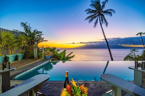 5171 Lower Honoapiilani Rd, Lahaina, HI, 96761-9110 | Card Image