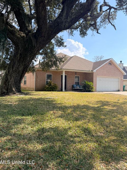 2308 Rue Beaux Chenes, Ocean Springs, MS, 39564-7562 | Card Image