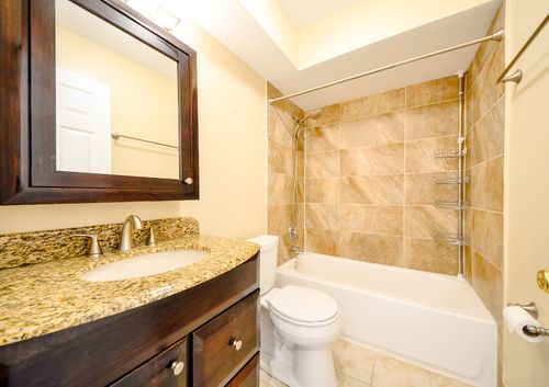 apt-208-876 S Plum Grove Rd, Palatine, IL, 60067-7162 | Card Image