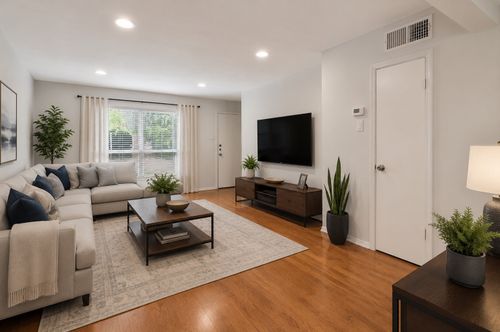 207-4525 Gilbert Ave, Dallas, TX, 75219-2187 | Card Image