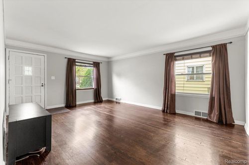 1417 Eaton Rd, Berkley, MI, 48072-2061 | Card Image