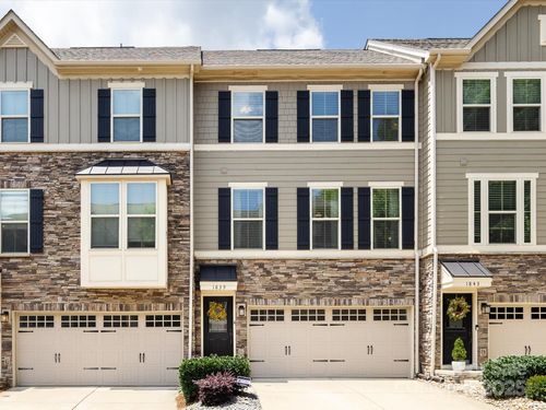 1839 Shumard Ln, Charlotte, NC, 28205-6079 | Card Image