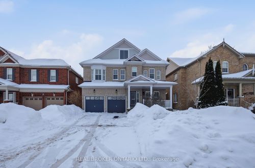 75 Pondmede Cres, Stouffville, ON, L4A0E3 | Card Image