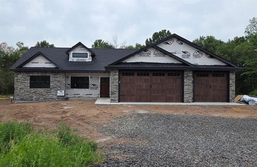 3507 112th St, Chippewa Falls, WI, 54729-3404 | Card Image