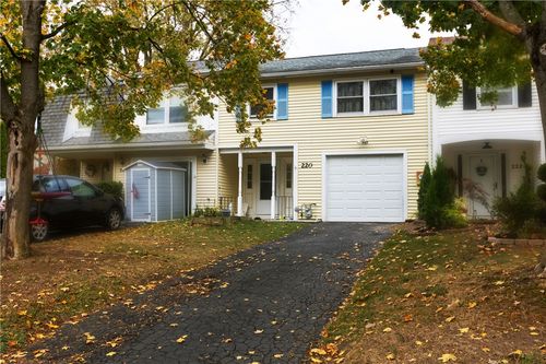 220 Willow Pond Way, Penfield, NY, 14526-2644 | Card Image