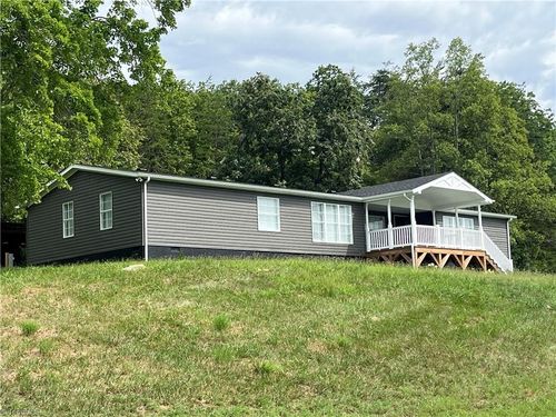 2014 Young Rd, Walnut Cove, NC, 27052-5770 | Card Image