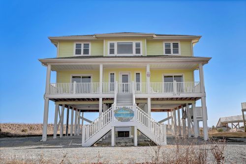 1078 New River Inlet Rd, N Topsail Beach, NC, 28460-9248 | Card Image